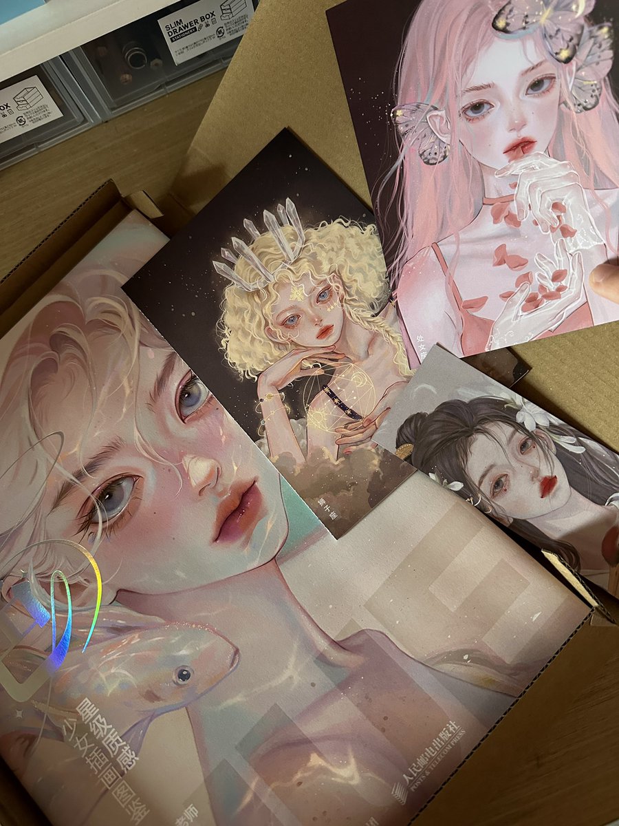 finally got it way toooooo beautiful 
gua老师的画册！！