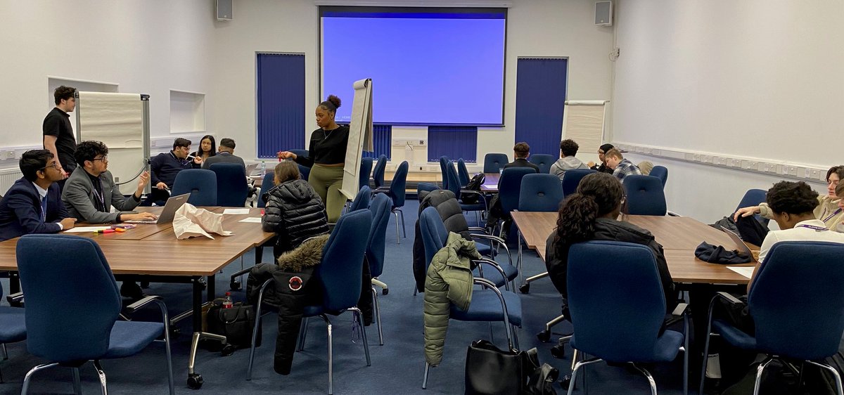 Oldham Skills week <a href="/OldhamCollege/">Oldham College</a> 

linkedin.com/posts/mikejld_…