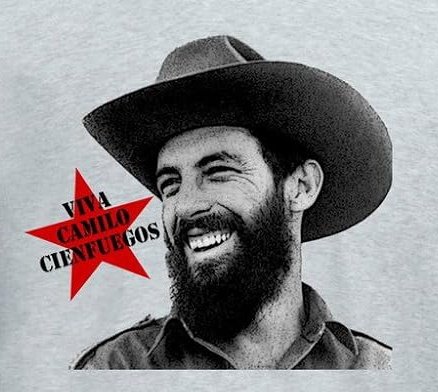 ⭐️Renaces en la sonrisa,
La humildad y la alegría.
También en la valentía
Y el tiempo que va de prisa.
El verde de tu camisa
Que simula la montaña 
Se hace poema que entraña
Respeto y fidelidad
Amor a la libertad 
Hombre que de honor se baña⭐️

#CamiloVive en mi ❤️
#DeZurdaTeam