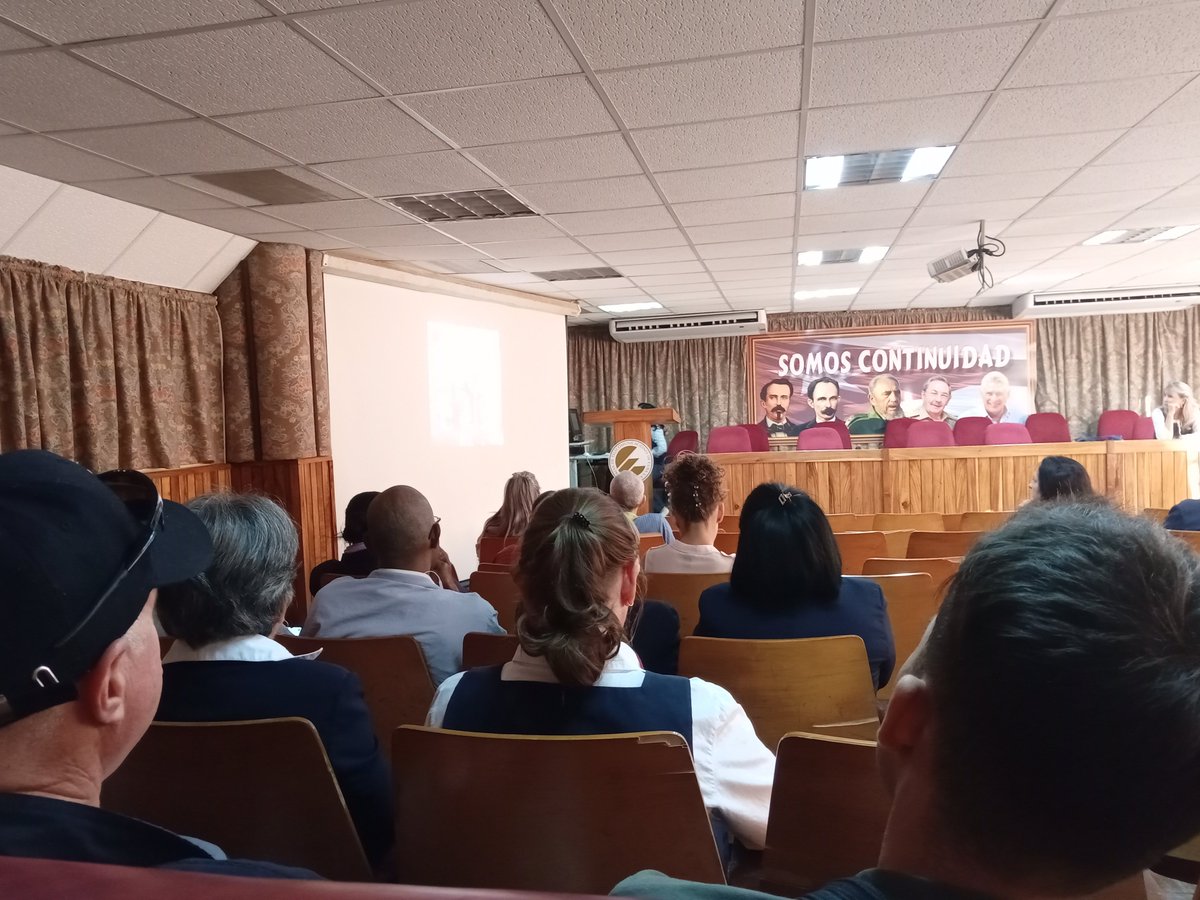 MarketingDTCA's tweet photo. En este minuto, se desarrolla por el Dpto de Coordinación General, en la #DTCA matutino dedicado al natalicio del Señor de la Venguardia!!! #CamiloCienfuegos #LatirAvileño #CubaViveEnHistoria @Avilacomunica @wilfredoj https://t.co/qKsniV03QZ
