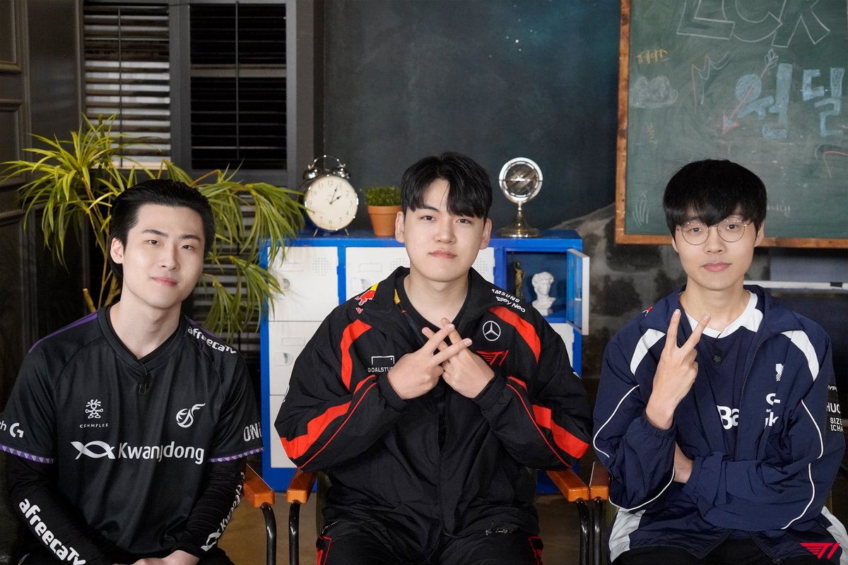 T1LoL's tweet photo. https://t.co/D2q5zzRXqA