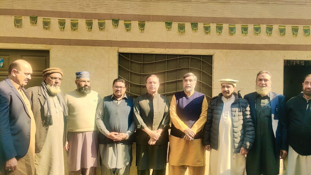 JunaidAnwarMNA's tweet photo. صاحبزادہ منعم حسنین صدیقی صاحب اپنے ساتھیوں سمیت پاکستان مسلم لیگ ن کے امیدواران محمد جنید انوار چوہدری صاحب اور چوہدری امجد علی جاوید صاحب کی بھرپور حمایت کا اعلان کردیا
.
.
.
#tobateksingh #na106 #pmln #junaidanwarch #junaidanwar
#economicdevelopment https://t.co/EJMLuKf8ba