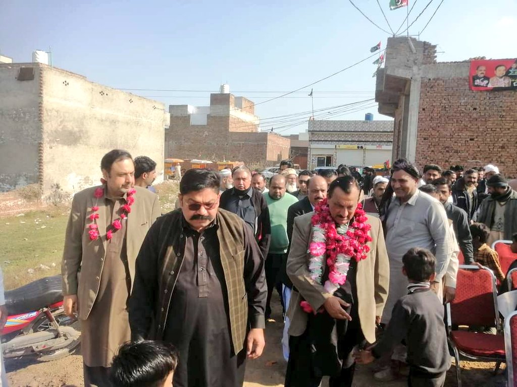 TasneemQureshii's tweet photo. سرگودھا: تسنیم احمد قریشی
سابق وزیر مملکت/ پاکستان پیپلزپارٹی کے نامزد امیدوار برائے قومی اسمبلی حلقہ NA-84 کی چک نمبر 79 شمالی میں عام انتخابات کے حوالے سے کارنر میٹنگ میں شرکت
#Sargodha
#NA_84
#VoteForTeer
#Elections2024 https://t.co/SWT8HS4FID
