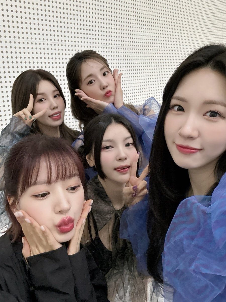 해시태그 tweet media