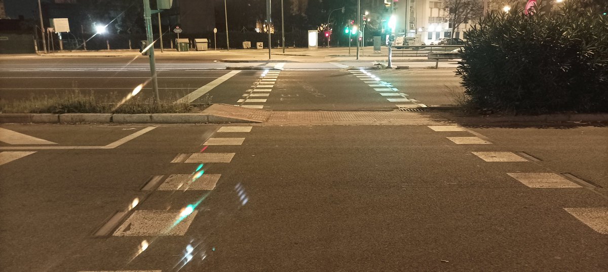 IniciativaRUN's tweet photo. A día 7 de enero recibimos respuesta de una notificación registrada con fecha 30 de marzo...ante la urgencia que requiere la #RondaUrbanaNorte nos responden meses más tarde que se implementaron ciertas medidas

Estas son las medidas en la actualidad 👇🏽 https://t.co/XQhXOzp3ln