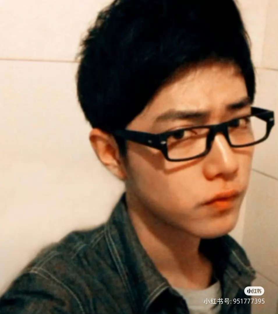 ruby91005's tweet photo. Adding more Xiao Zhan pre debut and university era 🥰🥰 https://t.co/aS00qrkr18