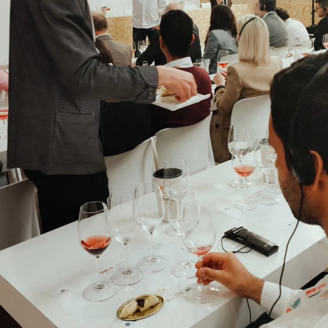 La #frescura y #autenticidad de #Navarra ha triunfado en la #cata enogastroturística impartida en <a href="/bcnwineweek/">Barcelona Wine Week</a>. 

#VinosNavarra, #ReynoGourmet y #TurismoNavarra se han aliado para crear una experiencia increíble para recorrer la región con los 5 sentidos. 

#Vinos, #gastronomía y