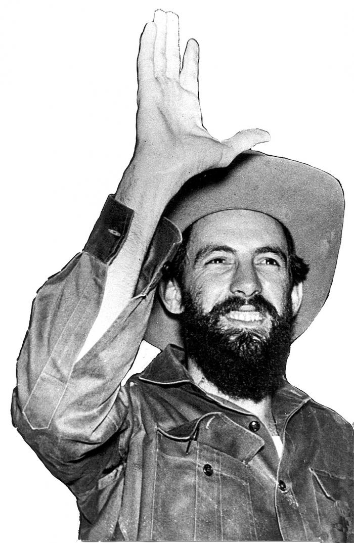 #CamiloVive nos enseñó mucho más que estrategia en el combate y liderazgo. Nos legó también perseverancia, dignidad incorruptible, capacidad de resistencia. Nos legó el valor que para todo ser humano deben tener sus principios.
granma.cu/cuba/2024-02-0…