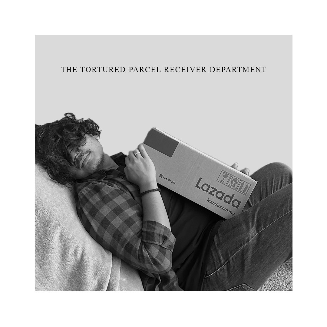 LazadaMY's tweet photo. If Lazzie were to write an album, it’ll be dedicated to all the dads, brothers, husbands and boyfriends who were always there (to receive our Lazada parcels 😜). 📦
#LazadaMY #AddToCartAddToLifeMY #thetorturedpoetsdeparment #torturedpoetsdepartment #TaylorSwift https://t.co/pkjeVQ1jtk