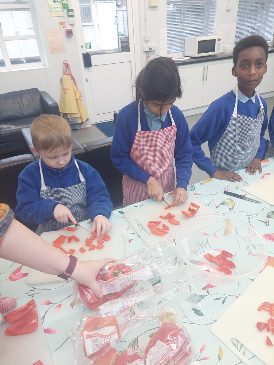 Oldfield Primary Ealing tweet media