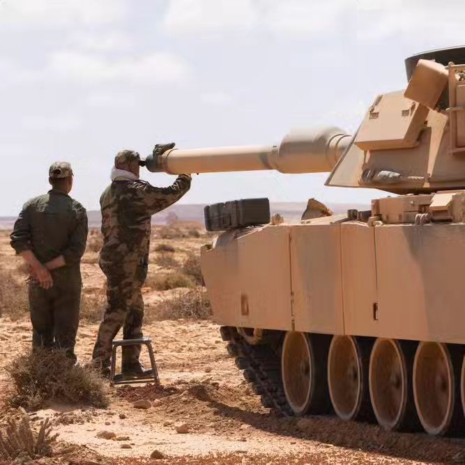 #MMF #AfricanLionEx #AL23 #Abrams #tanks 

Throwback to the #AfricanLion23 exercise, when @SETAF_Africa M1A2 SEPV2 teamed up with our M1A1 tanks, #TankTuesday
