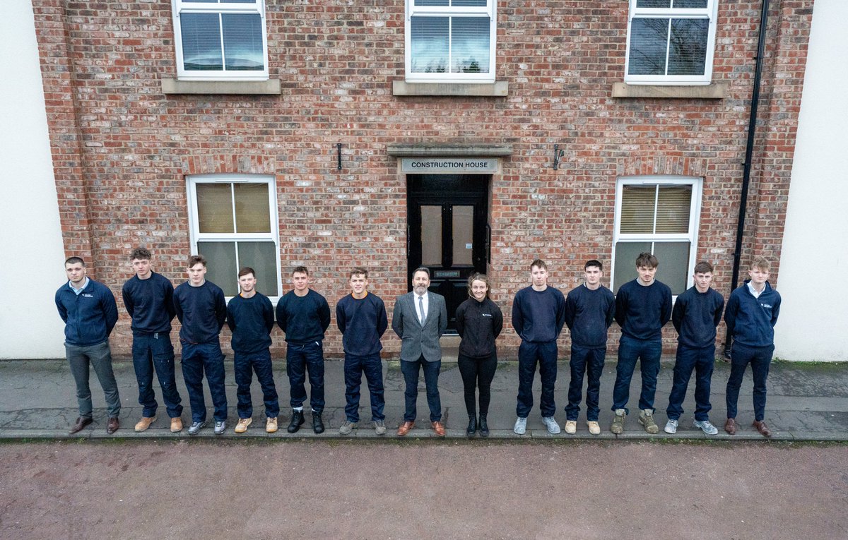 Walter Thompson's tweet media