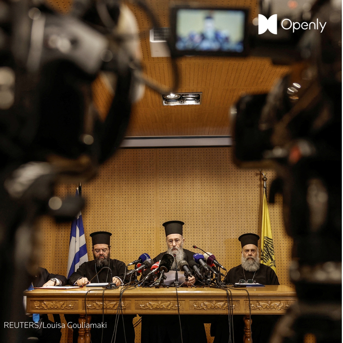 🇬🇷 The Greek government’s bill legalising gay marriage and adoption rights received widespread support among parliamentarians during a debate on Monday.

💍 If passed, Greece will become the 37th country and first orthodox one to recognise same-sex marriage in national law.