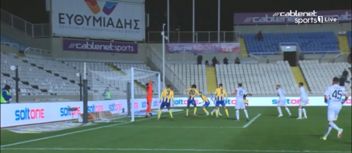 Giorgos_APOELFC's tweet photo. To VAR στην Κύπρο είδε το ένα και όχι το άλλο....... https://t.co/jLmr0xfaWL