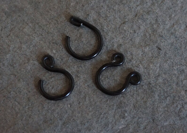 TheMenThing's tweet photo. Dive into the stylish world of men's nose rings with The Men Thing! 🌟 
Check out our latest blog 
https://t.co/LgeVHr0c4h 
for a comprehensive guide on trends and care. 
Elevate your style game effortlessly. 💎 

#MensFashion #NoseRingTrends #TheMenThing https://t.co/zXKqNnaR4h