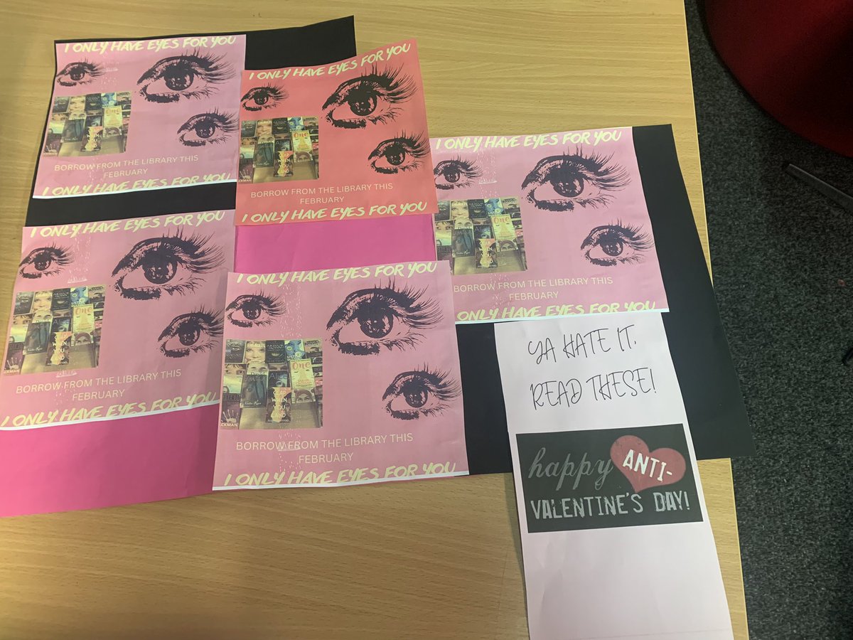 ellenfieldlib's tweet photo. #jcspLibraries #WordMillionaireBattle is heating up! Will the 1st years run away with it? Also reads for #Valentines2024 and a mix for those who hate it 🖤 @jcsplibraries @ellenfieldcc @cdetbcdu https://t.co/CPH54HjNxm