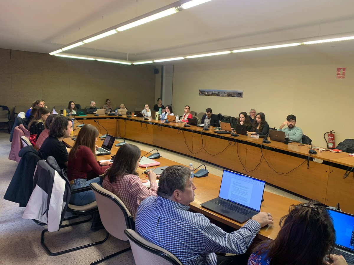 PNA Winter Course 2024

This morning @miranda_lubbers gave us an interesting class on “Name generators and name interpreters: Contents, reliability and validity, characteristics of measured networks”.

#PNA24
#personalnetworks
#personalnetworksanalysis
#socialsciences
#research