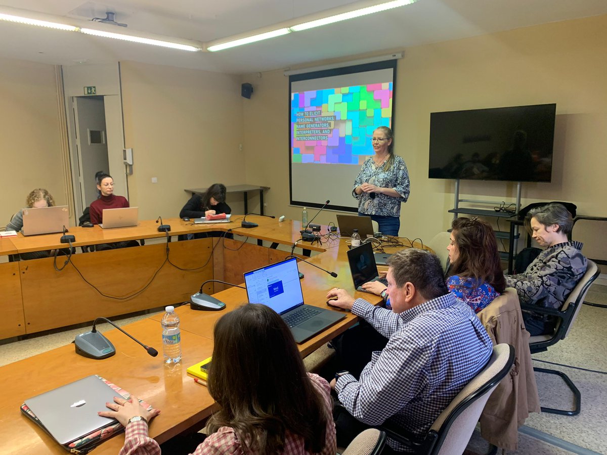 SCEgolab's tweet photo. PNA Winter Course 2024

This morning @miranda_lubbers gave us an interesting class on “Name generators and name interpreters: Contents, reliability and validity, characteristics of measured networks”.

#PNA24
#personalnetworks
#personalnetworksanalysis
#socialsciences
#research https://t.co/CA7pGxlzKV