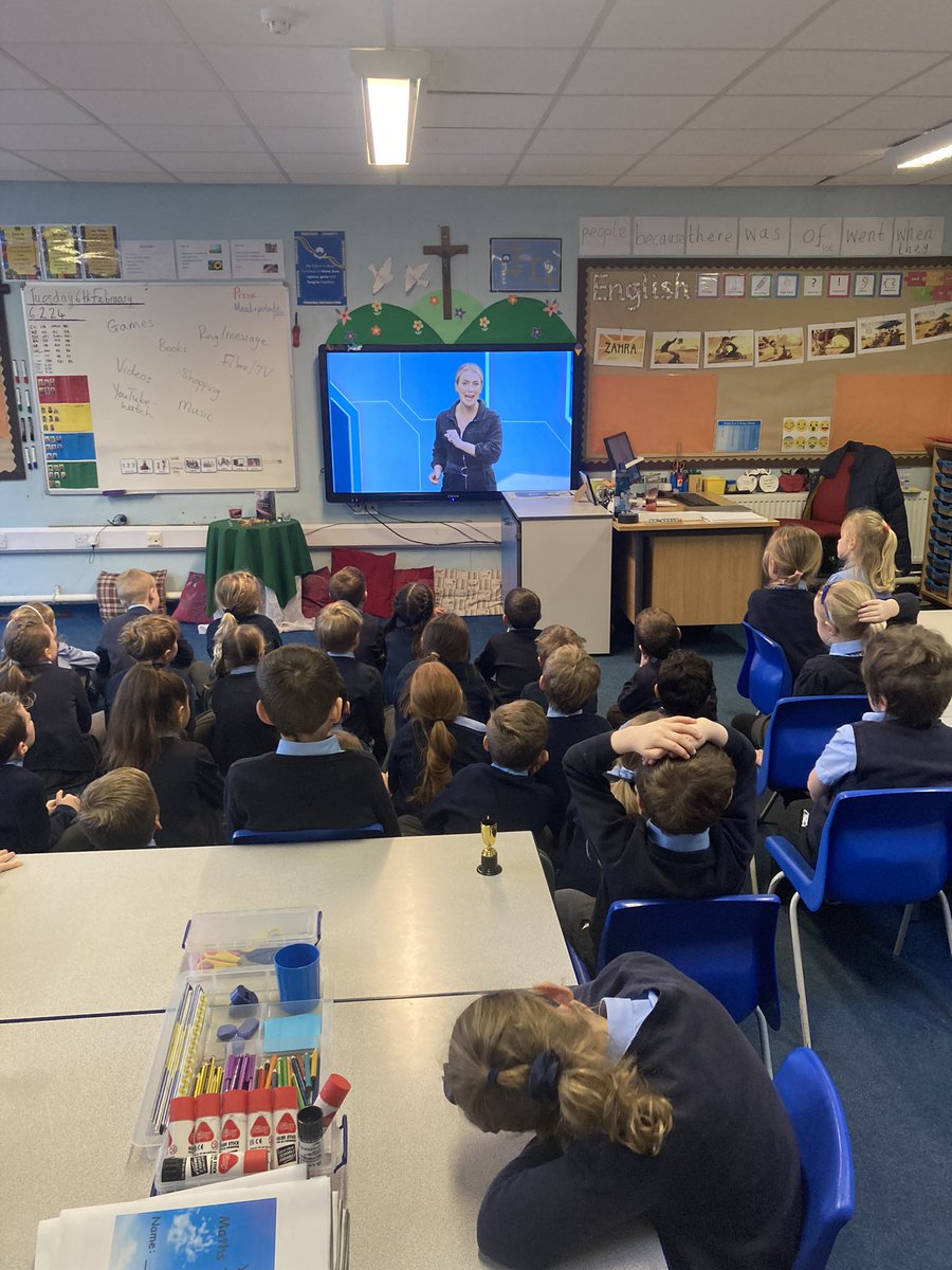 OSJ_Y2's tweet image. We are watching #bbclivelesson for #SaferIntenetDay 
We have discussed how to be safe online and what we can do on the internet sensibly