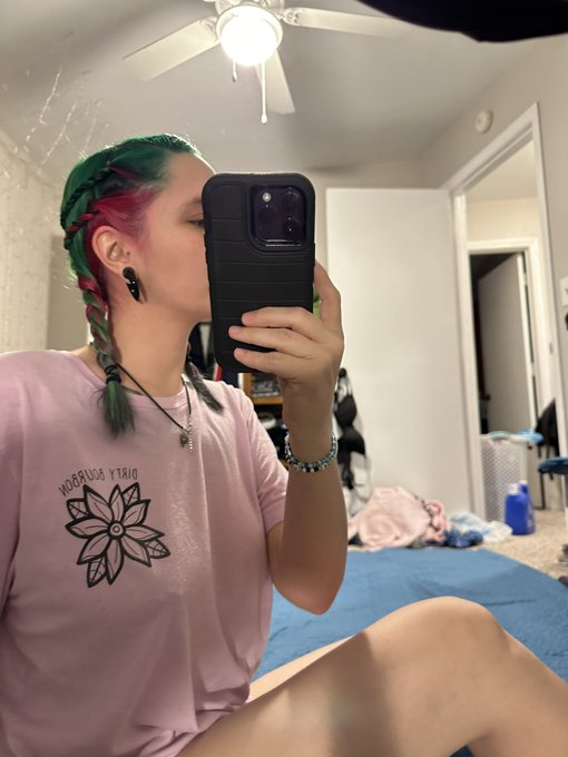 Felt cute. Even with a bruised hip. https://t.co/9GpCpYj2hm<a href="/tag/sexy"class="tags"><span>#sexy</span></a><a href="/tag/tattoo"class="tags"><span>#tattoo</span></a><a href="/tag/onlyfans"class="tags"><span>#onlyfans</span></a>