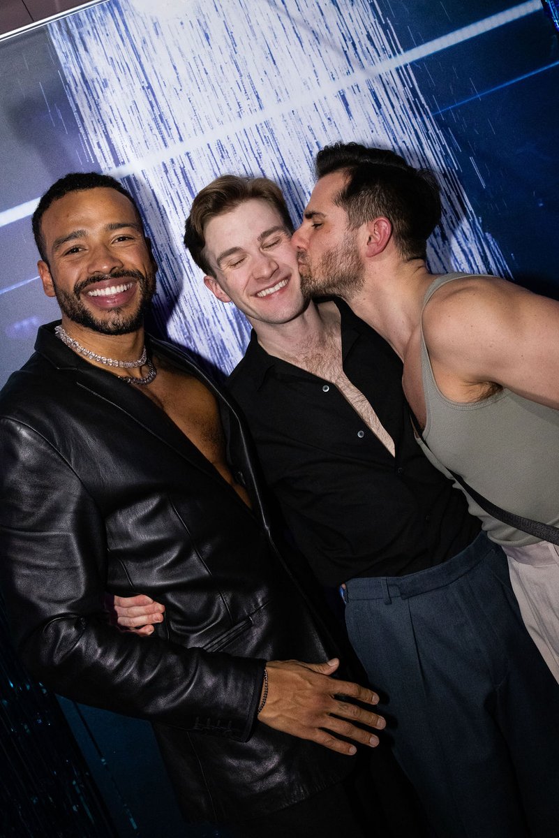 Heading into our final few performances of Afterglow <a href="/swkplay/">Southwark Playhouse</a> with this glorious team. Thank you to everyone who has supported the show so far - we're hugely grateful. 

Bring on the final weekend!