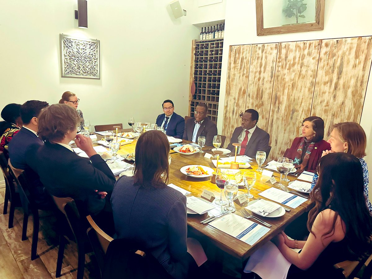 Tshilidzi Marwala チリツィ・マルワラ . 丸笑 (@tmarwala) on Twitter photo Discussing the Global Digital Compact with the co-facilitators, Zambia and Sweden. Digital inclusion is a human right! <a href="/UNUniversity/">UN University</a> <a href="/UNUCPR/">UN University Centre for Policy Research</a> Discussing the Global Digital Compact with the co-facilitators, Zambia and Sweden. Digital inclusion is a human right! <a href="/UNUniversity/">UN University</a> <a href="/UNUCPR/">UN University Centre for Policy Research</a>