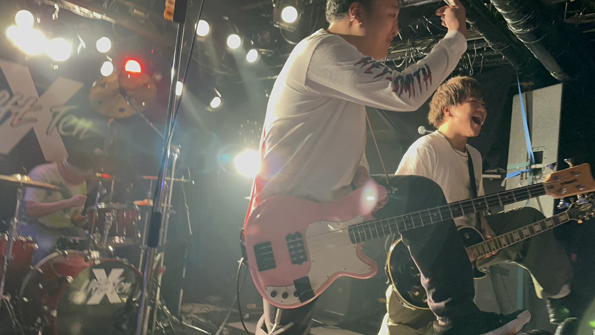Limit×Zone tweet media