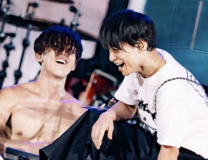 朗報】 本日開幕のドラムソロから 真太郎上裸で登場！ 最後までカッコ