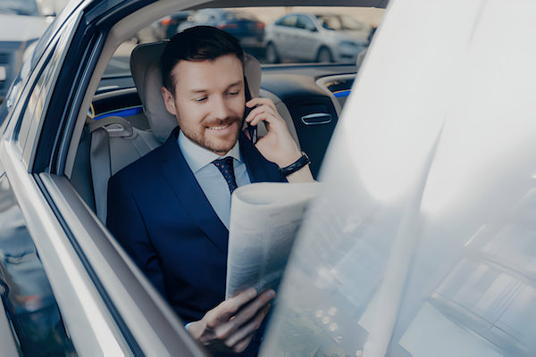 All our #chauffeurdriven cars are equipped with in-car amenities such as mobile chargers, daily newspapers, business magazines, mineral water bottles, & tissue papers. Sit back and relax with your complimentary newspapers and enjoy your journey!
shorturl.at/birZ4

#carhire