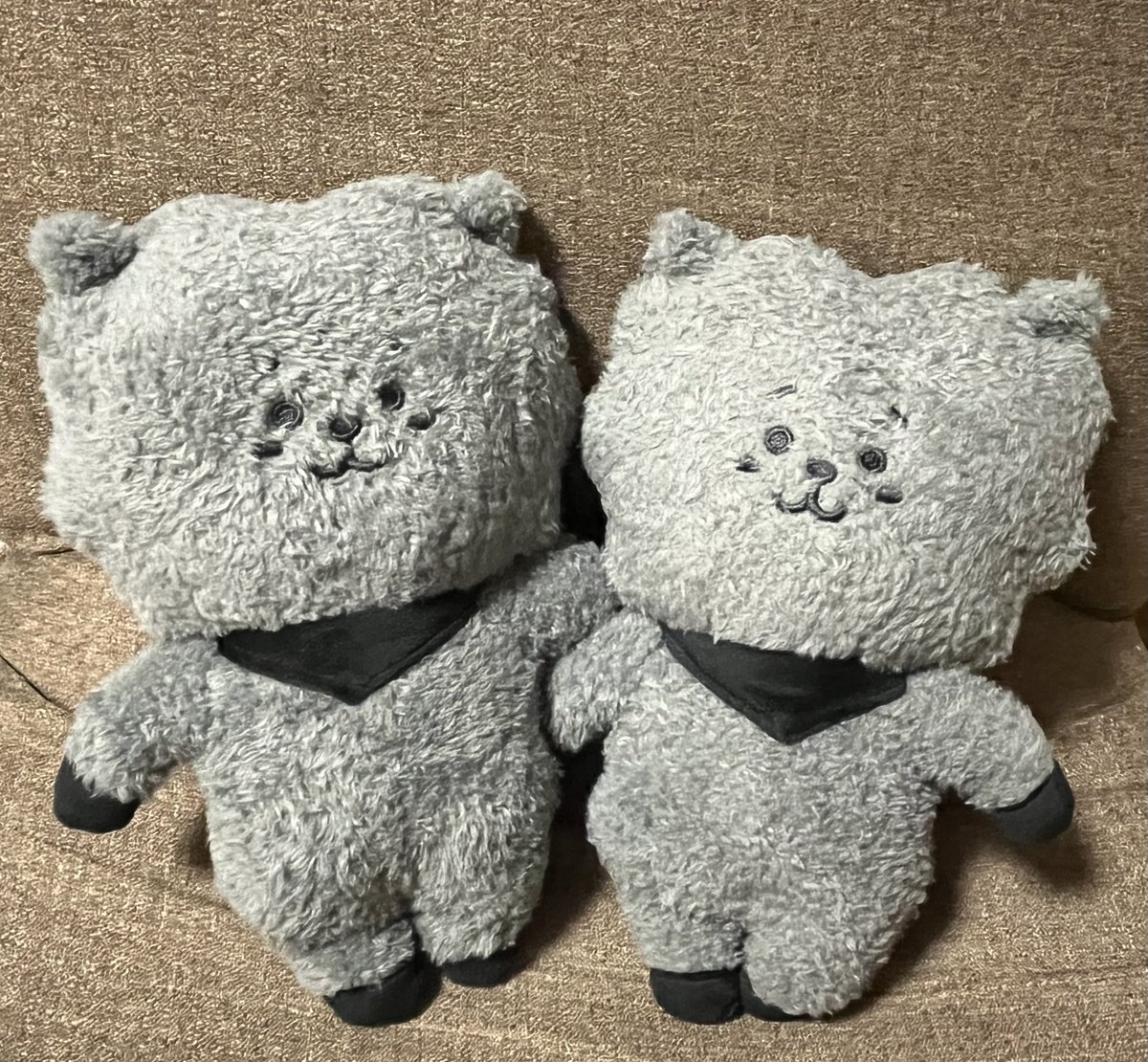 mina02110717's tweet photo. 今日、本当に久しぶりにここに来た。
懐かしいお名前に会えた。
嬉しかった。
この1年、父親の手術、認知症、入院、そして自分の鬱。本当に大変な1年だった。
今は父親は施設に入り、私も職場復帰。
今朝、急にここに来たくなった。
きっと元気になった証拠だよね。

ありがとう💐

#ARMY    #RJ https://t.co/ipI3nKGdXe