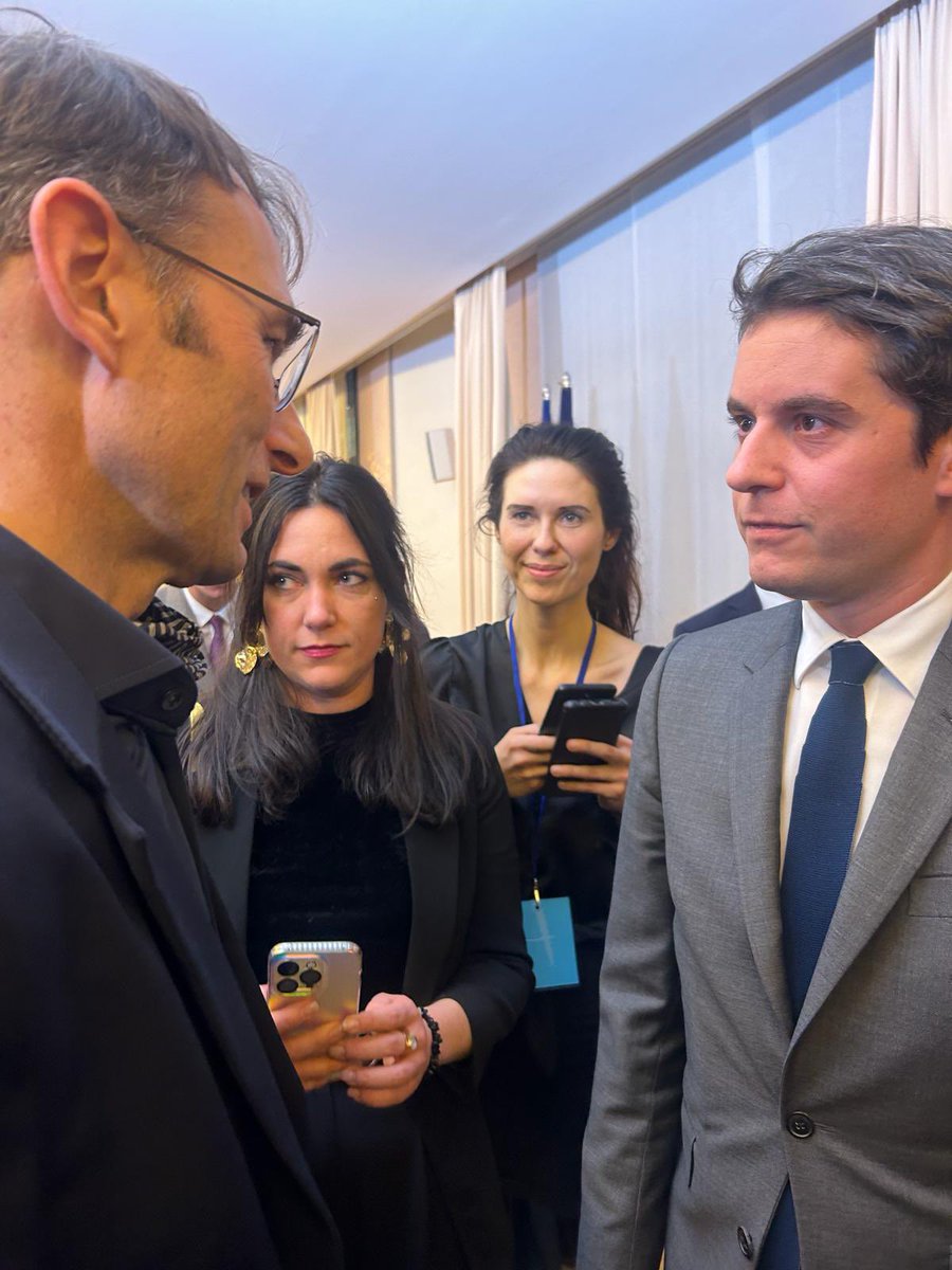 Merci à <a href="/GabrielAttal/">Gabriel Attal</a> d‘avoir écouté les messages : boost de la satisfaction des usagers #FranceConsulaire ; besoin de référents pour porter les projets EFE des concitoyens; importance de stratégie #TransitionEnergetique long-terme en Europe plutôt que de protectionisme 🙏