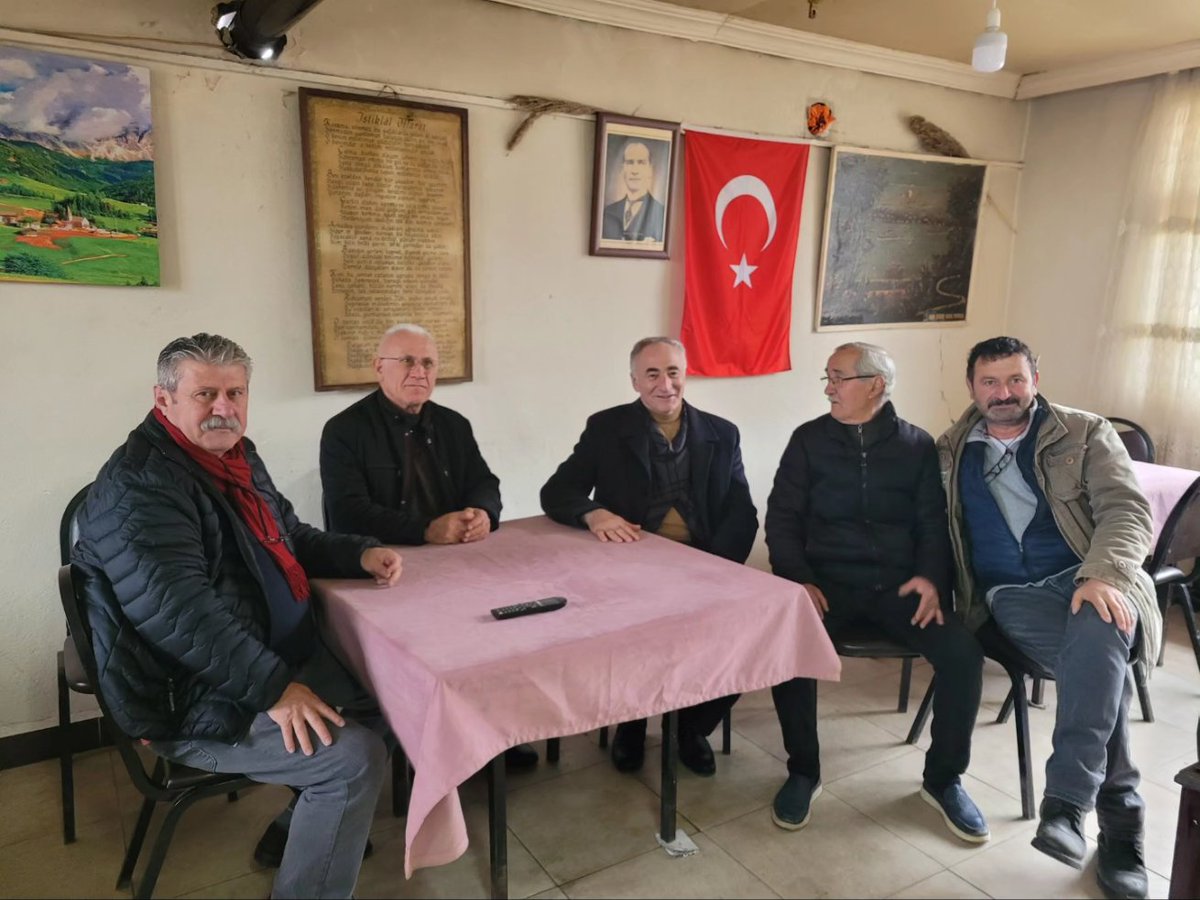 Gorguluoglu28's tweet photo. Hemşehrilerimizle biriz, beraberiz...❤️

Şeyhli Mahallemiz ve Nefsi Piraziz köyümüzde kıymetli hemşehrilerimizle bir araya geldik. İlgi ve alakalarından dolayı kendilerine teşekkür ediyorum. 

📍 Şeyhli Mahallesi
📍 NefsiPiraziz köyü https://t.co/XRgiVjtHah