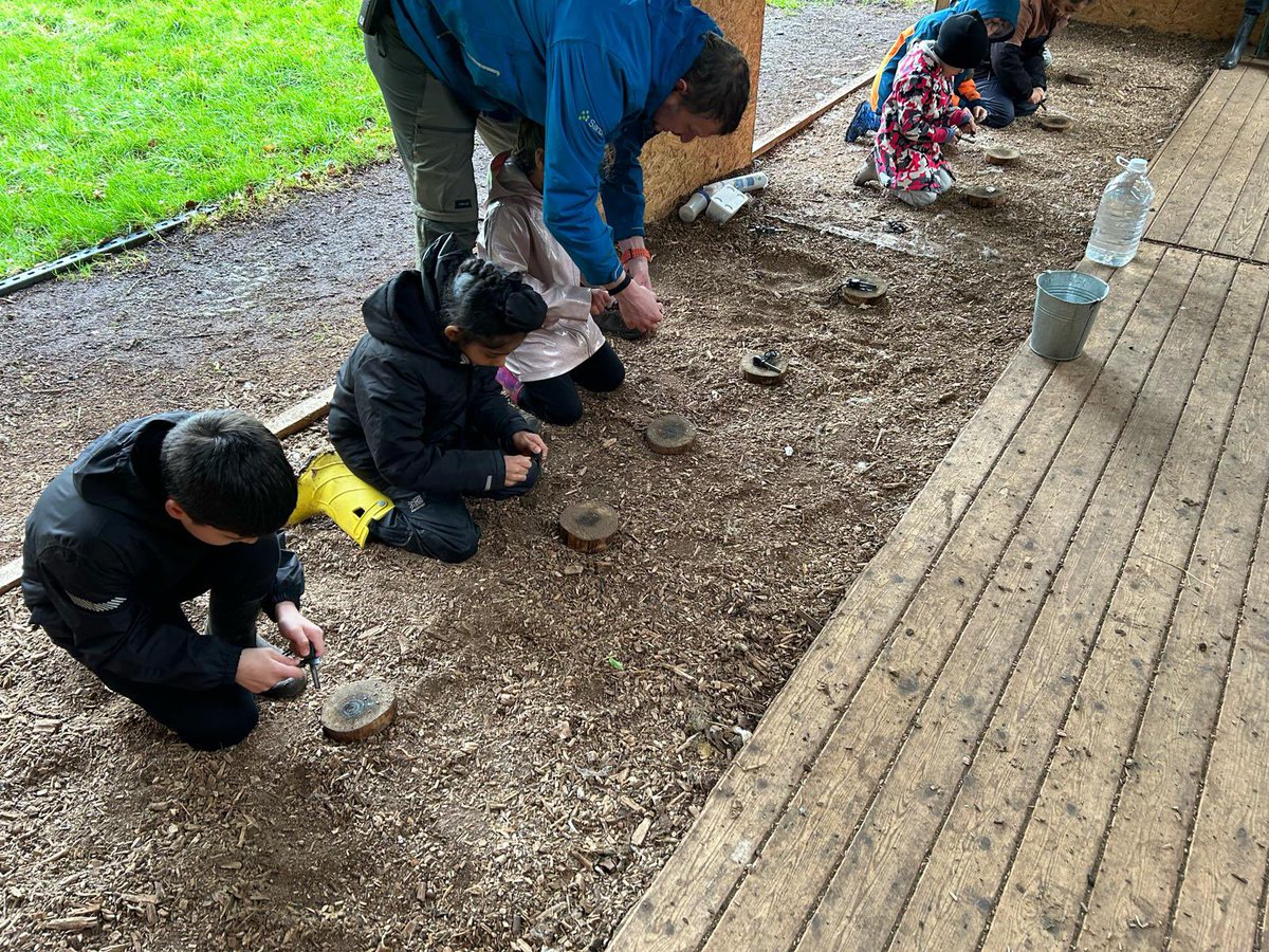 MrsSuttonUM's tweet photo. Group 4 have been learning how to light a fire 🔥😃 @UplandsManor https://t.co/RM1n1xBbwQ