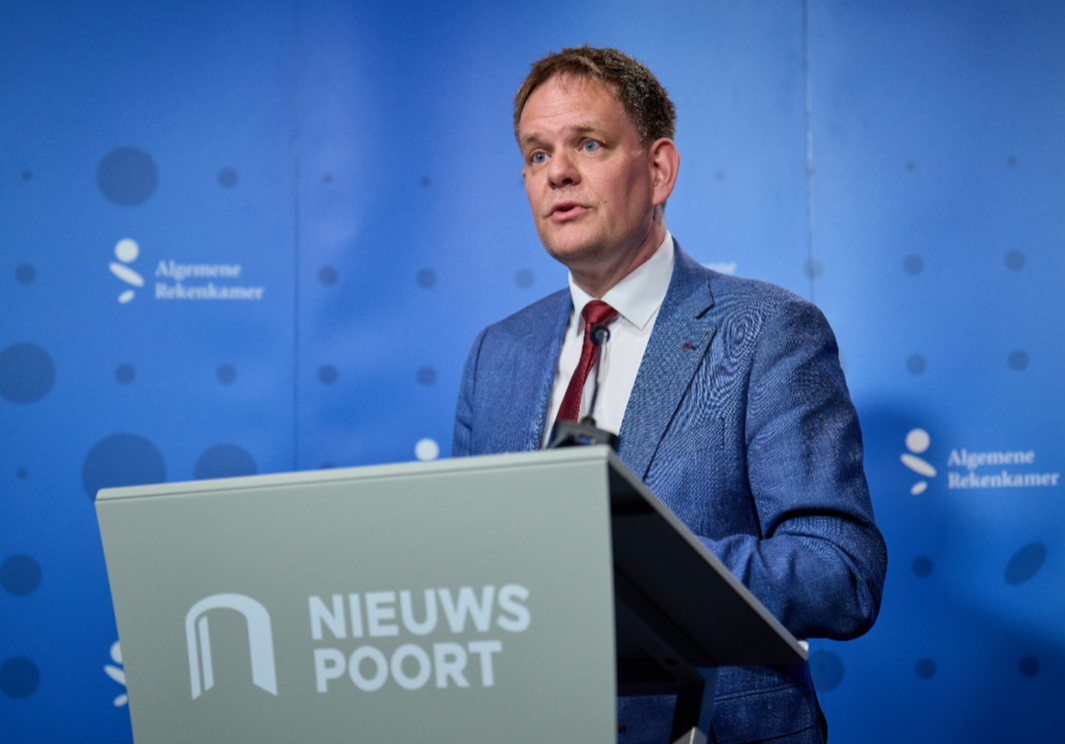 Vanavond schuift collegelid <a href="/EwoutIrrgang/">Ewout Irrgang</a> aan bij <a href="/Nieuwsuur/">Nieuwsuur</a> om de bevindingen van ons rapport 'Focus op coronabeslastingschulden' te bespreken. 

Het rapport zal om 18:00 worden gepubliceerd op onze website: rekenkamer.nl

#corona #belasting #rekenkamer