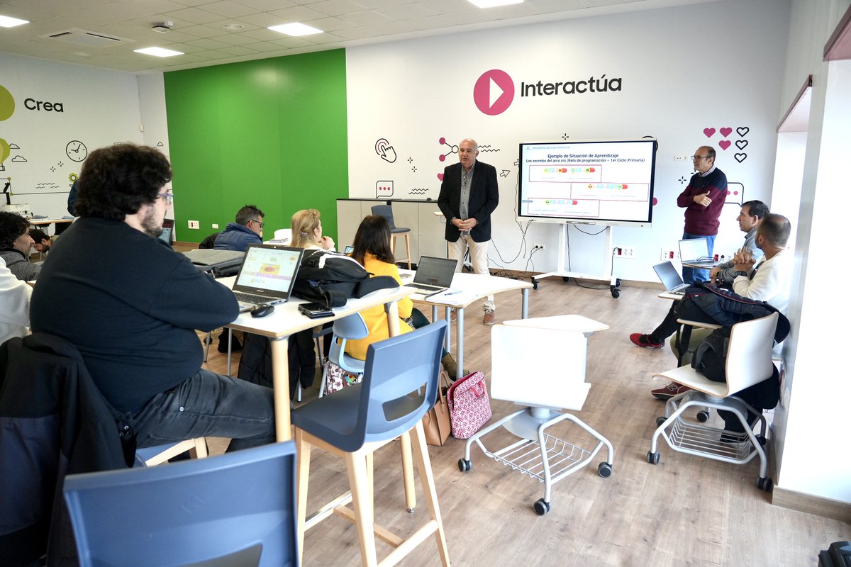Centro Regional de Formación del Profesorado tweet media