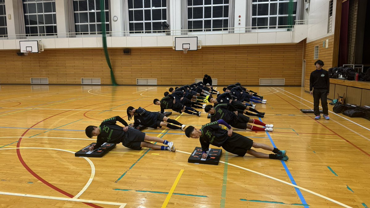 FCforesta's tweet photo. JPCスポーツ教室さんによる体幹体験会実施中！！

#フォレスタ関
#JPCスポーツ教室
#体幹
#コバトレ https://t.co/VInv8CDcKB
