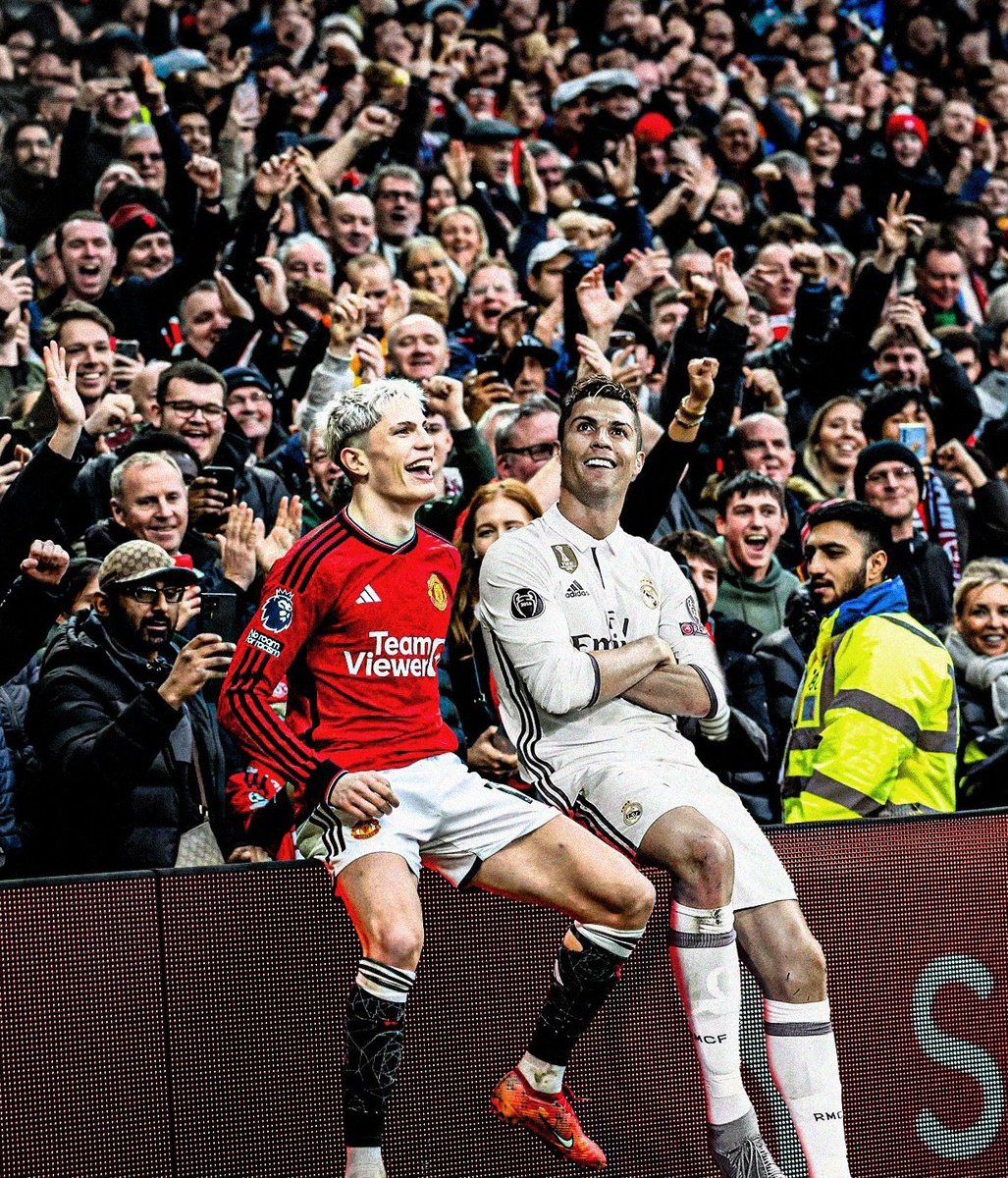 UtdFaithfuls's tweet photo. 🇦🇷 AG17 x CR7 🇵🇹

Di Maria won't like this edit. 😭😭 https://t.co/IWmgoK8C8j