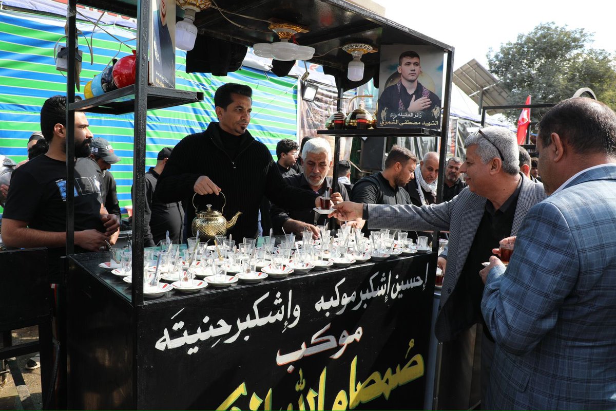 maethamalsafii's tweet photo. وزير النقل الأستاذ رزاق محيبس السعداوي لزائري الإمام الكاظم (عليه السلام ) : خدمة الزائرين شرف كبير لنا

يمكنكم متابعة المنصات الرسمية لوزارة النقل العراقية عبر الرابط أدناه
https://t.co/6UhyBzBwF8 https://t.co/fOPK7tSINR