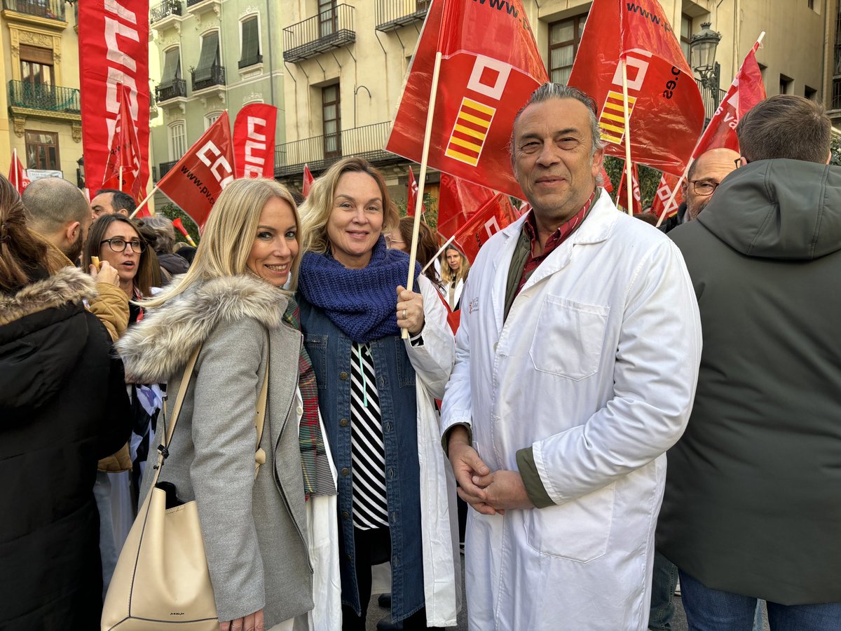 Sanitat_CCOOPV's tweet photo. No estem disposats a renunciar als acords aconseguits, el personal laboral a extingir no és de segona categoria i es mereix unes condicions laborals dignes
#PLE #Sanitat https://t.co/xMuANKdIDi