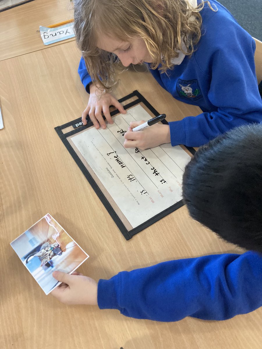 MissH_Saracen's tweet photo. Answering, creating and exploring questions this morning in P3/4 🤔✏️ @saracenprimary @literacyfor_ALL @LouiseBallant10 #WriteOnTrack https://t.co/oyLlkmk6zq