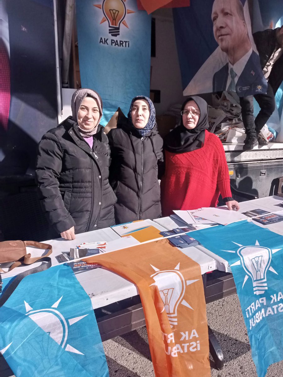 Ataşehir ilce kadın kolları başkanı <a href="/GulayseDurak/">Gülayşe Durak</a> öncülüğünde Ferhatpaşa mahllesi kadın kolları başkanı <a href="/fatma3450ceylan/">Fatma Ceylan</a> eşliğinde ak noktamiz da bulunduk