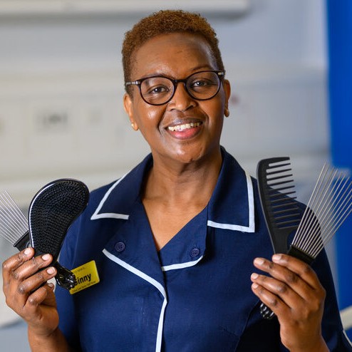 Ginny, a Nurse at @GSTTnhs, launched a great initiative to improve care for patients from diverse backgrounds. She sourced products that can be used for patients of all hair textures and skin tone and trained staff on how to look after their skin and hair. Well done Ginny! 💙