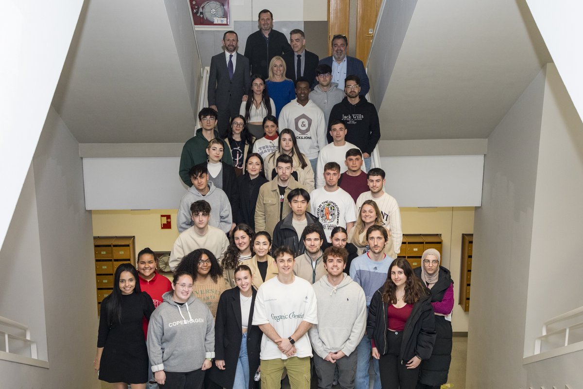 FundacionMPC's tweet photo. 📷 La Cátedra Manuel Peláez Castillo de Empresa Familiar de la @UA_Universidad celebra este año su 20º aniversario, una efeméride que se destacó ayer en la inauguración de un nuevo curso de gestión de la empresa familiar. https://t.co/5qOxQm181B