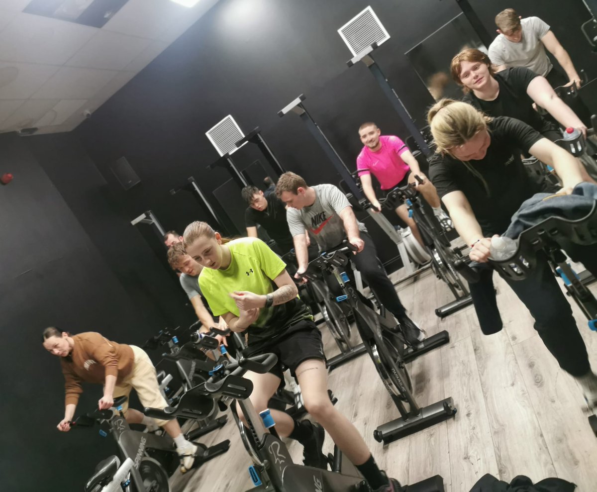 BrayInstituteFE's tweet photo. Pictured is BIFE Sports, Exercise &amp; Fitness Instruction student Jonathan Gaskin putting BIFE sports students through a work out in Fuse Gym Bray recently. https://t.co/LDPJiyRbHo
#gym #spinningclass #sports #exercise #training #fusetraining #plc #furthereducation #bifecourses https://t.co/D8CGkpGQPP