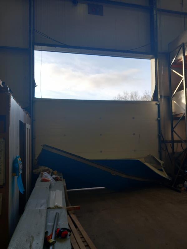 📞 14:16 customer call received
🚀 14:38 engineer on route
📌 15:14 engineer on site
🔧 15:28 survey complete

Our reactive callout team were on site within the hour of this customers call to survey &amp; make safe a damaged sectional door ⏱

Look out for the completed pics soon👀