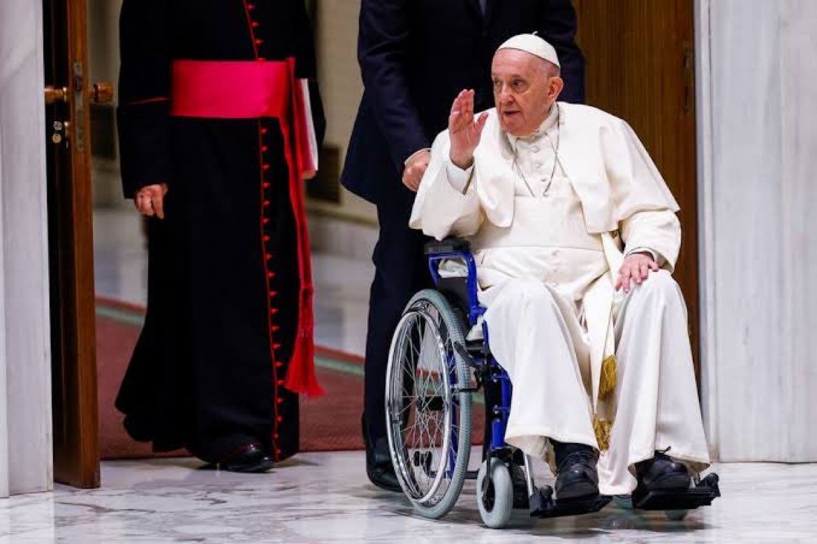 moronhumor's tweet photo. Why does Pope Francis use a wheelchair and not go to Pastor Ankur Yoseph Narula in Punjab to get his knees fixed ?! https://t.co/J2mP5lWNHE