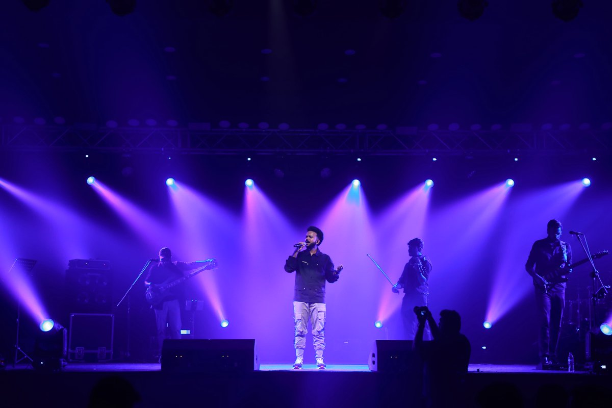BW2_Events's tweet image. Harishankar shines as a luminary in the event organised by @bigworldwideevents , his allure is elusive yet captivating.

#Steelex #bwe #bigworldwideevents #corporateevents #eventmanagement #eventplanning #harishankar