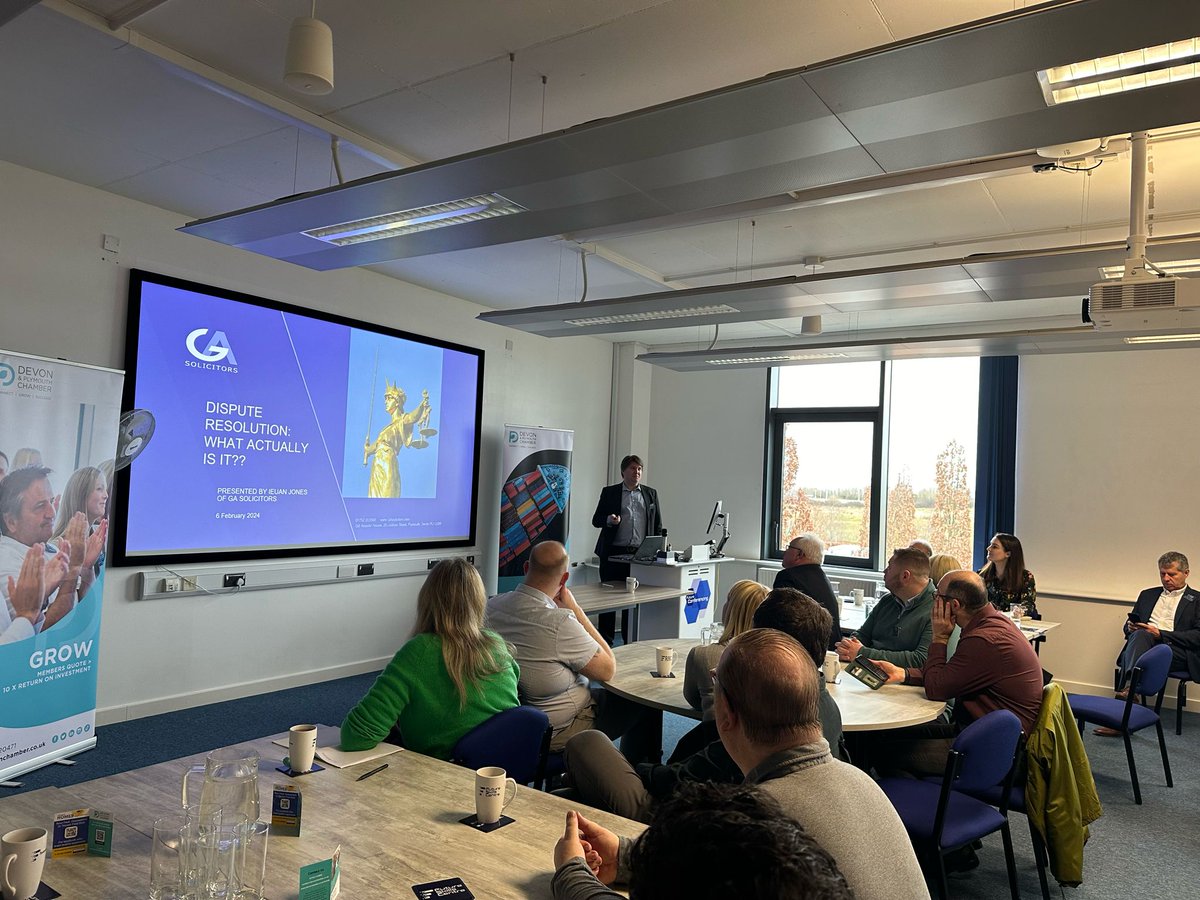 Chamber_Devon's tweet photo. Some of our favourite pictures from a brilliant morning at @FSCExeter for #CountyConversations 📸

Excellent guest speakers, superb support for our event charity @YMCAExeter, and a brand new patron in @BCRAssociates - thank you to MD Richard Dormer for joining us! 🎉 https://t.co/F98UsV0B3n