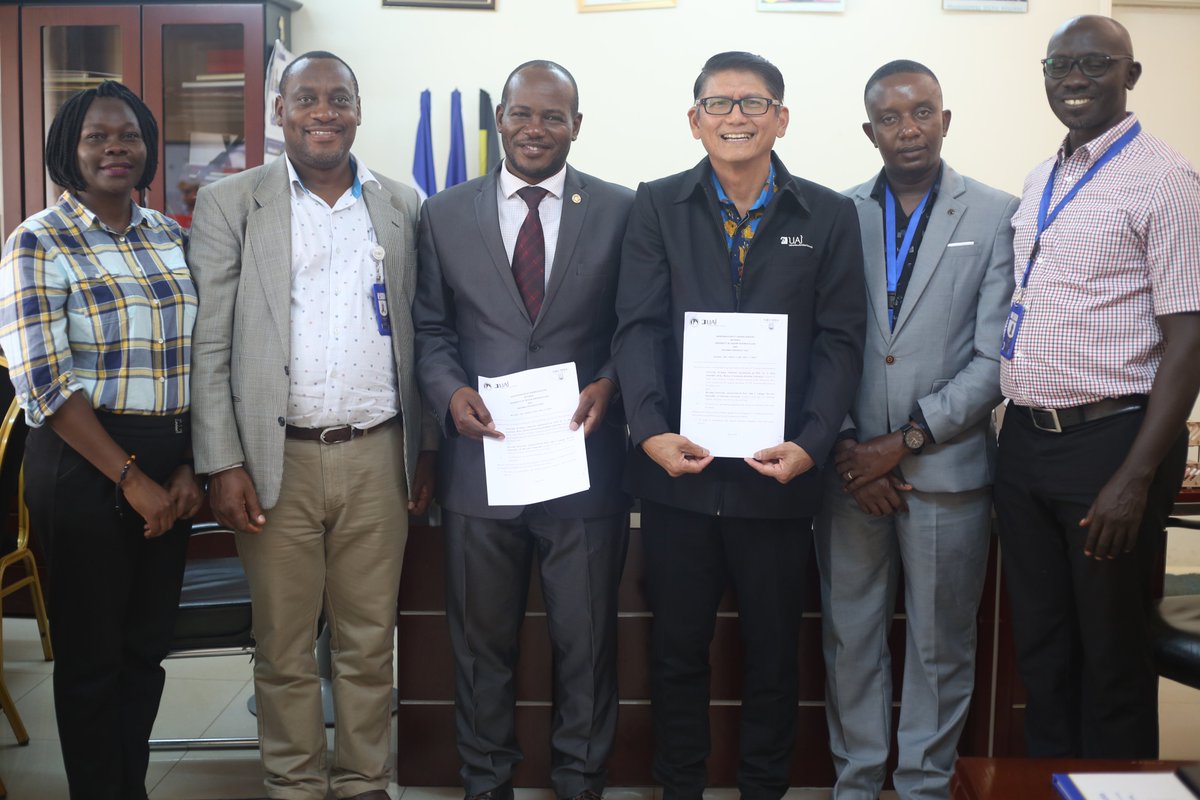 NkumbaUni's tweet photo. 2/5

Nkumba #University Vice-Chancesllor, Prof. Jude Lubega has put pen to paper in a Memorandum of Understanding (MoU) with Al Azhar University in Indonesia, to foster academic collaborations in the field of natural resources.

The #MoU targets enhancing exchange programs, training, and capacity building, plus collaborative research among staff and students from both higher institutions of learning.

This was initiated by Dr. Taddeo Rusoke, a senior lecturer of natural resources management at Nkumba University, and Dr. Hidayat Yorianta Sasaerila, the Dean-Faculty of Science at Al Azhar Indonesia University.

In attendance were; Dr. Alex Barakagira Dean SCOs, Ms. Ameria Nabukonde HOD Natural Resources Management, Mr. Ochan Denis, HoD Tourism and Hospitality, and Dr. Taddeo Rusoke.

@judlub commended @rusoketaddeo for opening another academic window for Nkumba University and welcomed Dr. Hidayat, thanking him for choosing Nkumba University.

ABOUT AL AZHAR UNIVERSITY- INDONESIA
Al Azhar University- Indonesia is a private university in Jakarta, Indonesia, that was established in 2000.
It is affiliated with the Al-Azhar Islamic Foundation, which also runs the famous Al-Azhar University in Cairo, Egypt. 

The university offers undergraduate and postgraduate programs in six faculties: science, engineering, economics and business, social and political sciences, humanities, and law aimed at providing quality education that integrates, modern science, and social responsibility. 

The university also engages in research and community service in various fields, such as renewable energy, biotechnology, Islamic finance, and human rights.

https://t.co/wZEBfpoqJc

#I_Owe_You 🎓