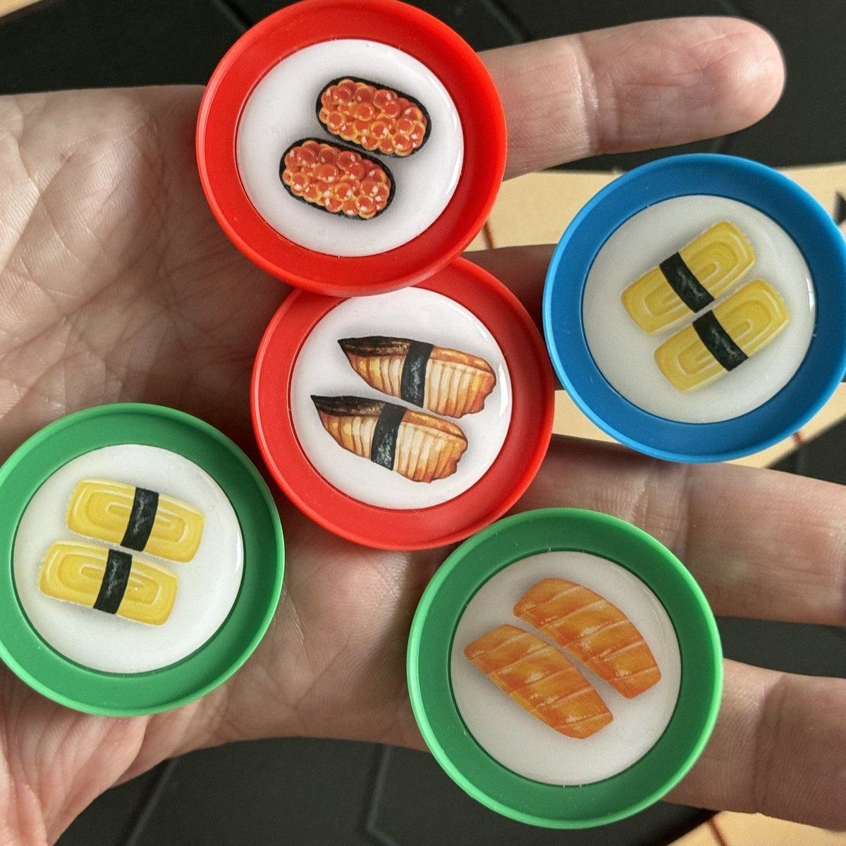 ppmaxblog's tweet photo. Le jeu est en vente à quasiment 70€. Je l’ai topé en occasion vendu par un youtubeur ludique français. Pour 70€ on a quand même bien mieux. https://t.co/E0WzWSP3zR